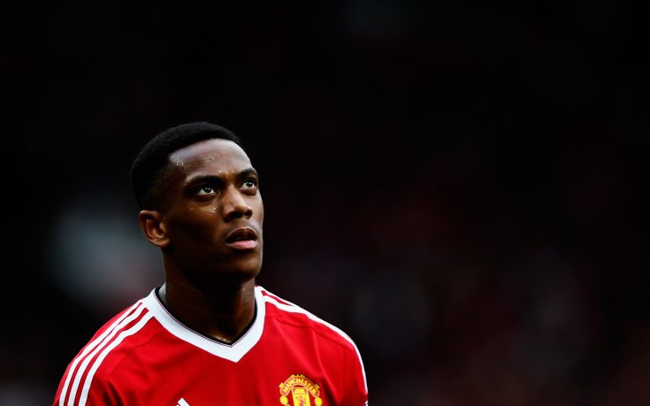 Марсиал и Почетино са най-добрите през септември