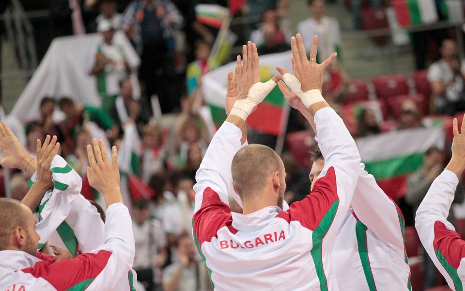 Българските волейболни национали спряха черната серия от четири загуби в