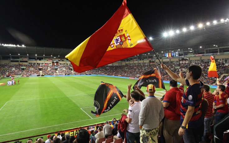 Рутинна победа за Испания, Словакия и Украйна решават интригата накрая