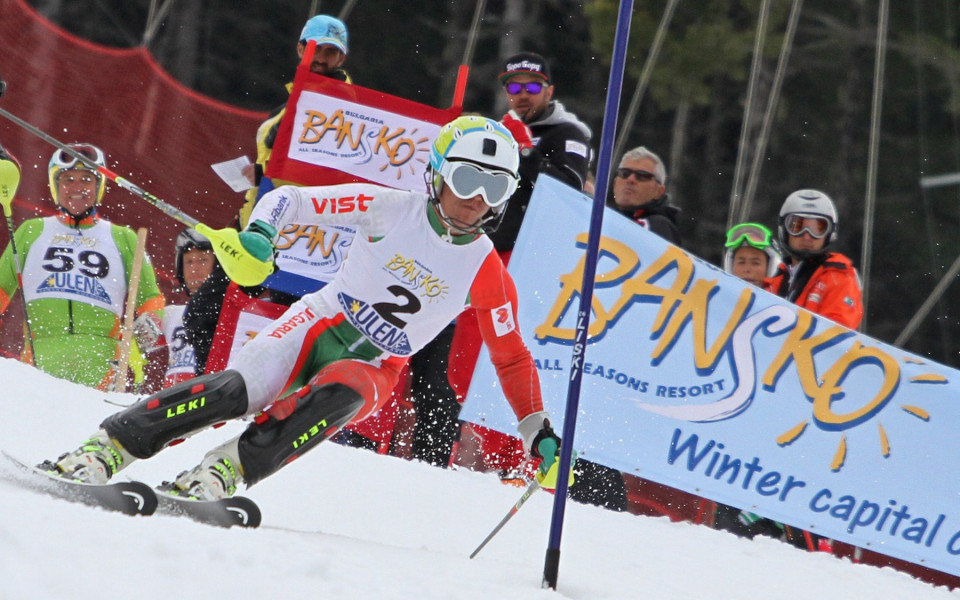 България с двама скиори на старта на ски сезона в Зьолден
