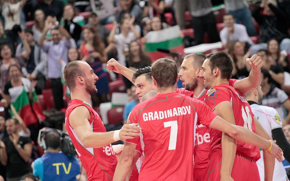 Волейболистите надвиха и Сърбия в Полша