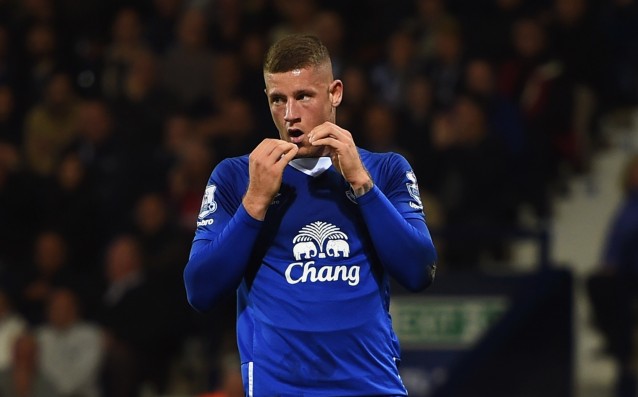 Бившият английски национал Рос Баркли стана обект на присмех с