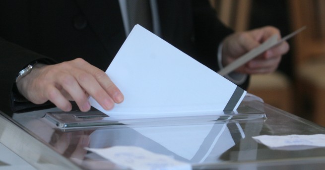 В Румъния започват два дни на гласуване за конституционни промени,