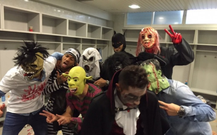 ВИДЕО: Играчите на Барса се извиниха за изцепката на Хелоуин