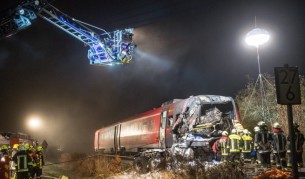 Камион и влак се сблъскаха в Южна Германия