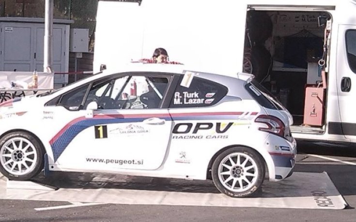 Рок Турк води в рали 