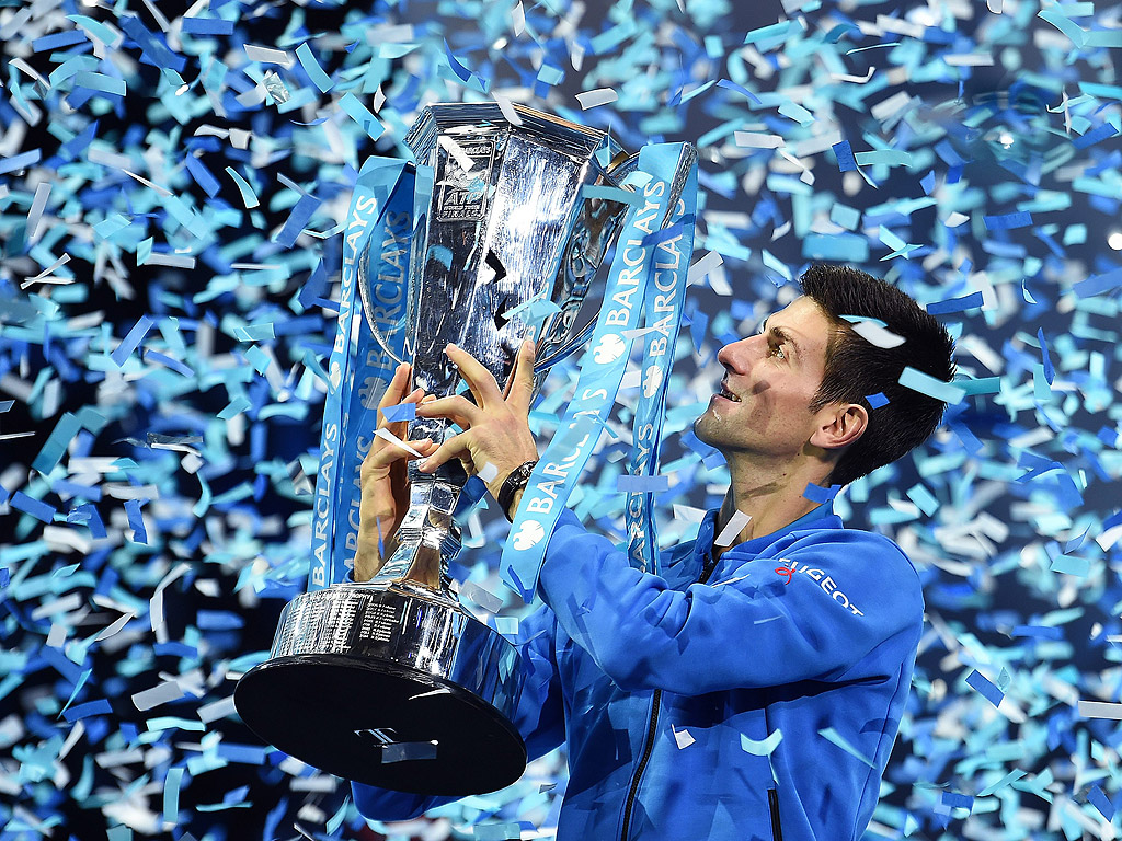 Новак Джокович завърши по шампионски 2015, след като победи с 2:0 сета (6:3, 6:4) рекордьора по титли от Големия шлем Роджър Федерер, на финала на Заключителния за годината турнир от ATP в Лондон, Великобритания