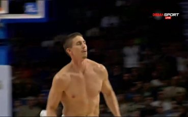 ВИДЕО: Изгониха играч на Реал срещу Гран Канария