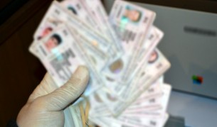 Нови лични карти с чип от догодина