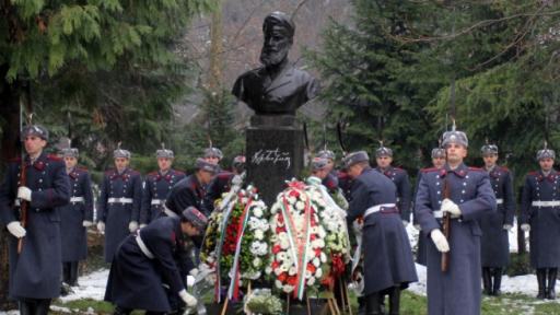  Почитаме паметта на Ботев и починалите за свободата на България 