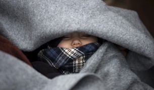 Турция продължава да пуска емигрантите към Европа