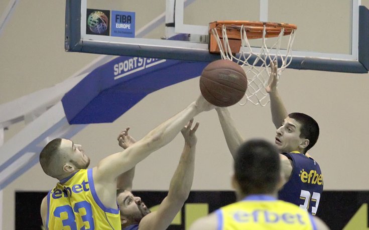 Левски най-после би, Лукойл взе драматичен успех в Плевен