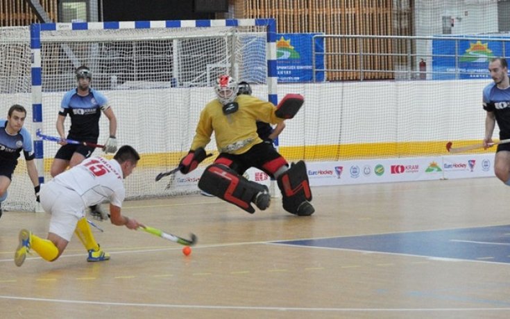 Българи биха шампиона на Финландия по хокей в зала