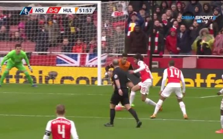 Втора неотсъдена дузпа за Арсенал?