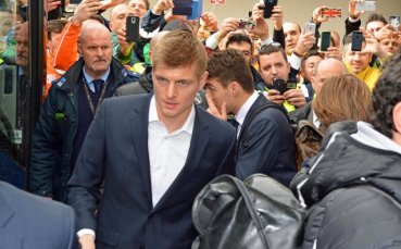 ВИДЕО: Пианист написа творба за нападател на Германия