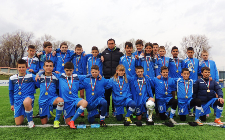 Юношите на Левски спечелиха купа