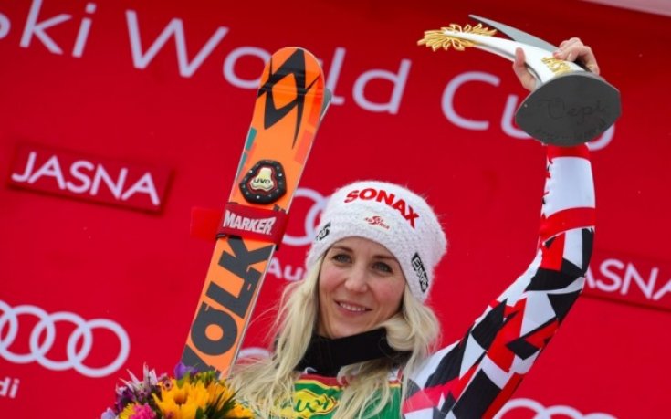 Австрийка спечели гигантския слалом в Ясна