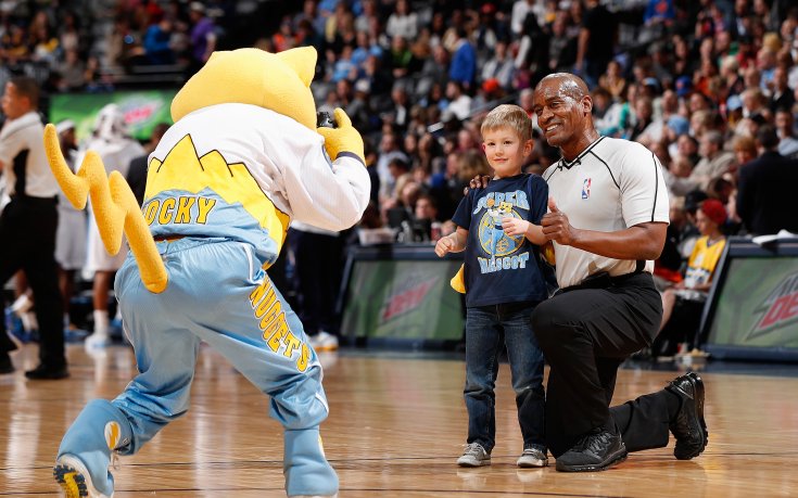 Сан Антонио с 54-а победа за сезона в НБА