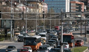 По-малко точки и без мощни коли за млади шофьори