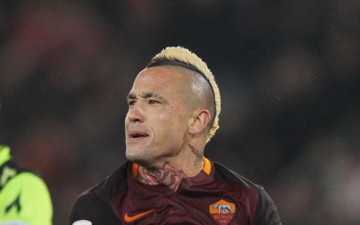 Наинголан остава в Рома, въпреки интереса на Челси