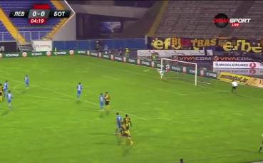 ВИДЕО: Греда за Ботев още в началните минути в дербито с Левски