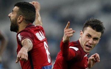 Лил уволни треньора си