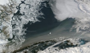 Северният полюс се измества към Лондон