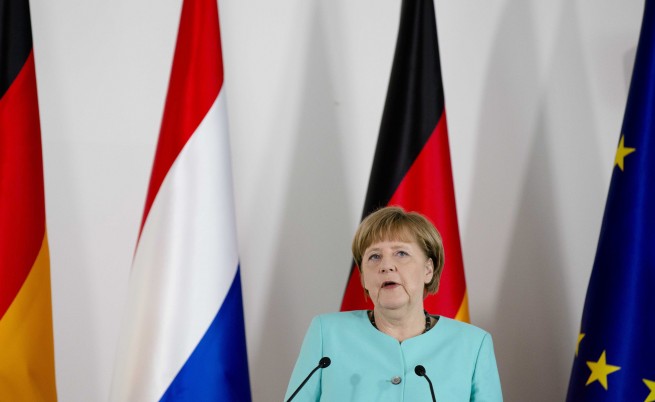 Меркел призова Европа да сподели бремето с Турция