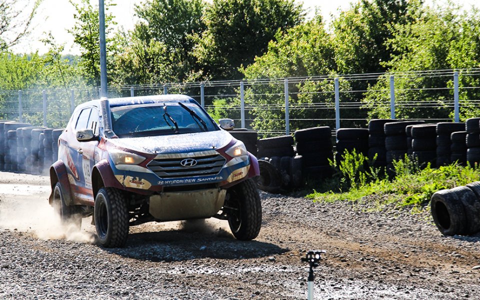 Трето място за Hyundai off-road racing team в Баха 500