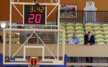 Разрешиха на Лукойл да домакинства в Правец в плейофите