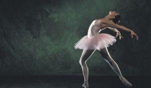 Танц в тъмното. Пътят на слепите балерини