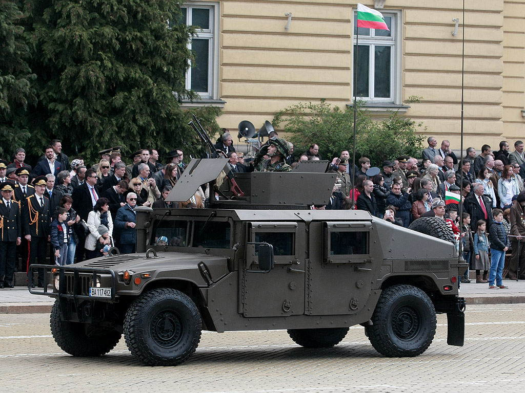 Военния парад в столицата на представителните части на Българската армия