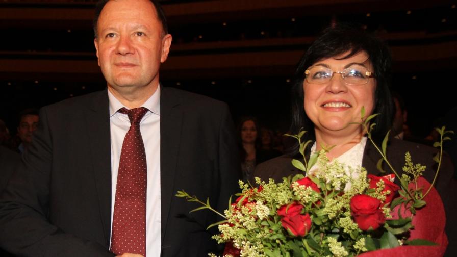 БСП за пръв път с лидер жена и с победен председател