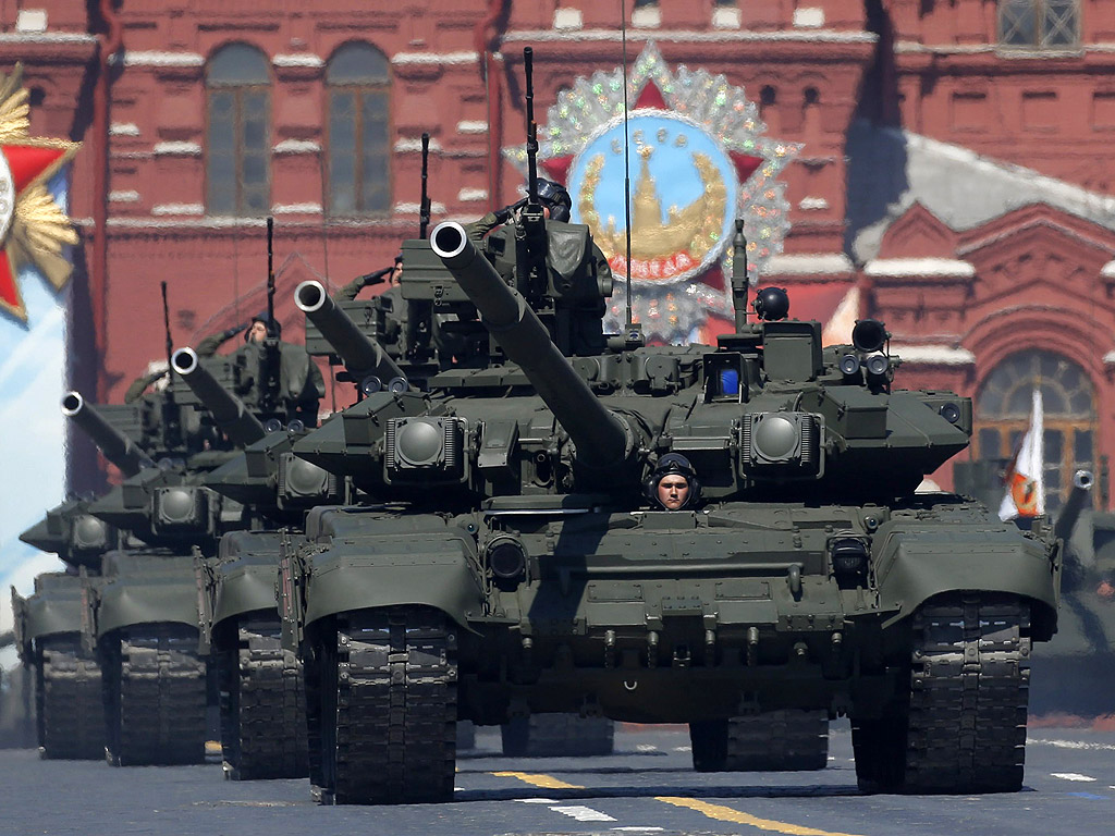 Военная техника в москве