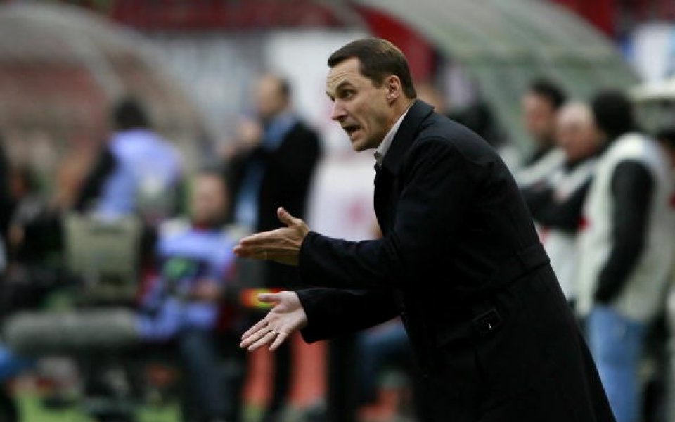 Динамо Москва смени треньора си заради 12-ото място