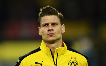 Пишчек  ще отсъства дълго време от  игра заради контузия на коляното