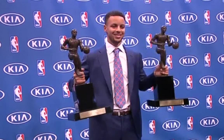 Уникалният Стеф Къри взе трофея си за MVP