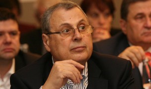 Божидар Данев
