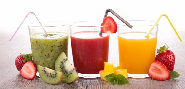 <p>Плодови сокове - сокът е полезен само, когато идва наистина от плода, а не е оцветена вода с подсладители и десетки стабилизатори.</p>