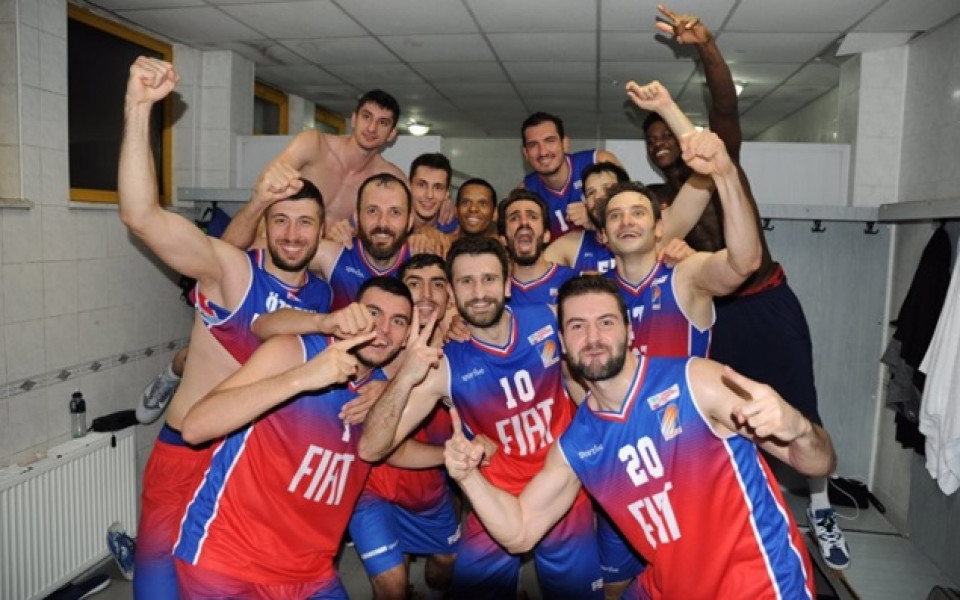 Калоян Иванов и Тофаш се завръщат в турския баскетболен елит