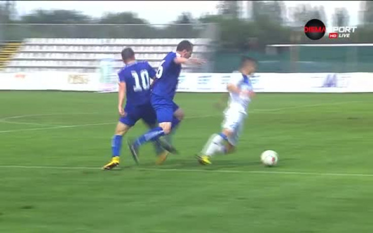 Спорна ситуация около наказателното поле на Монтана