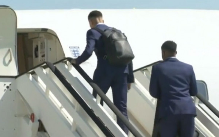 Ходжсън поведе четата си към Франция