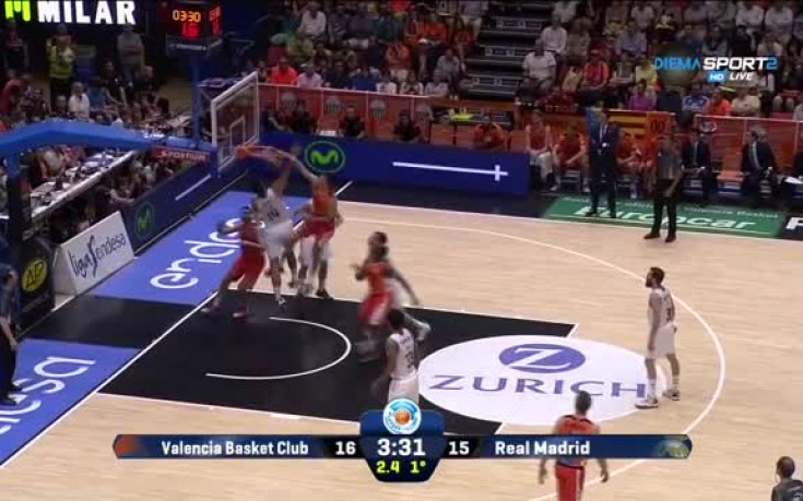 Специална доставка: Зверска забивка от Лучич смълча Реал