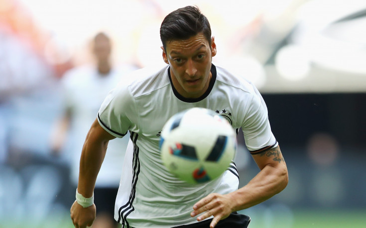 Йозил направи впечатление