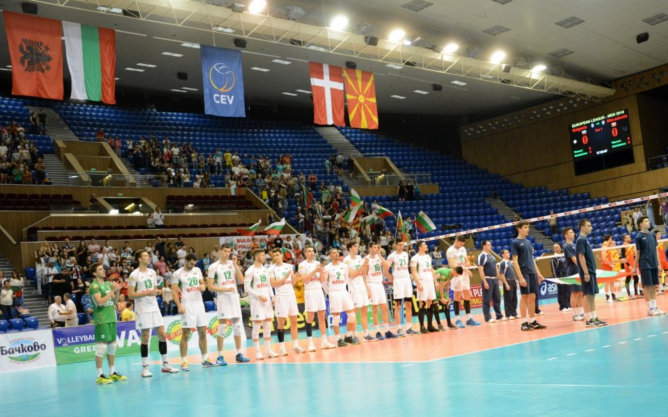 България излиза за първия си мач на Евролигата в Скопие
