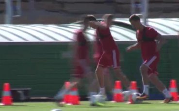 Австрийци и унгарци бягат от ролята на фаворит