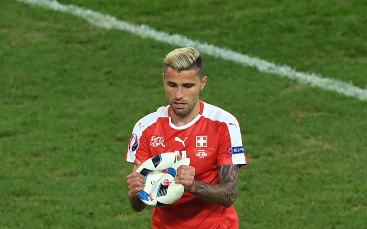 Франция и Швейцария спукаха топката...