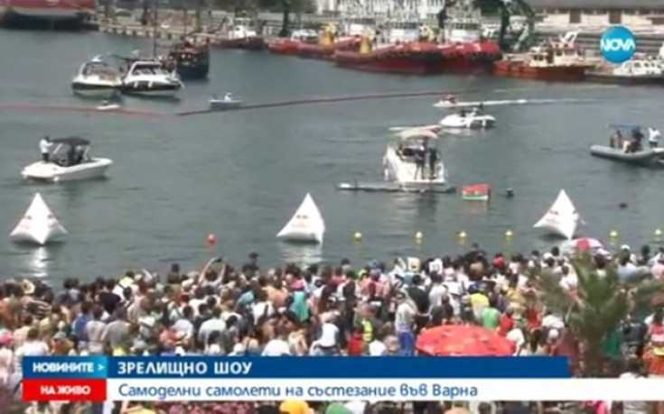 Хвърчило и Слончето се изявиха на Red Bull Flugtag 2016