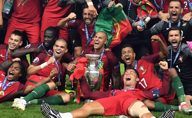Португалия стана големият победител на Евро 2016
