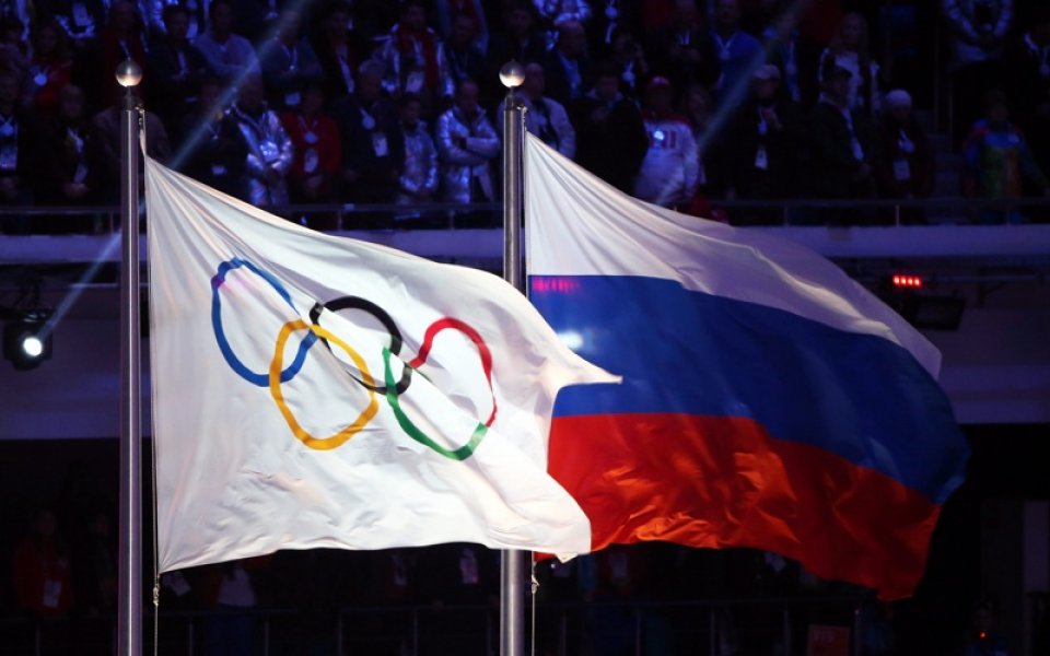Руският флаг няма да бъде развяван в Париж 2024, увери френският президент